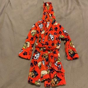 🚨Paw Patrol size XS (4) boy’s bath robe